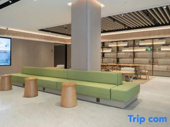JI Hotel (North Gate of Xijindu Scenic Area, Zhenjiang)