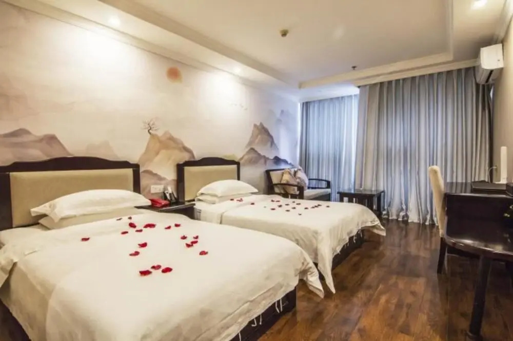 Tianfu Lidu Business Hotel