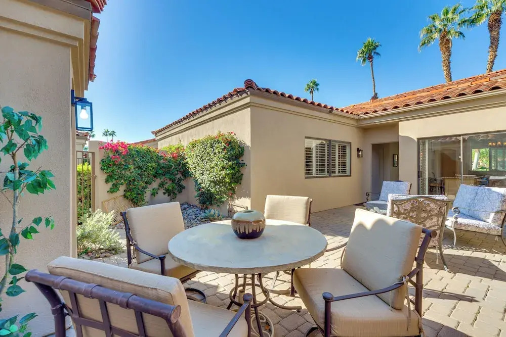 Mtn View & Fairway-facing Patio: Palm Desert Condo