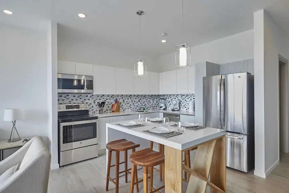 Sunset Blvd 3A - 2 Br Condo
