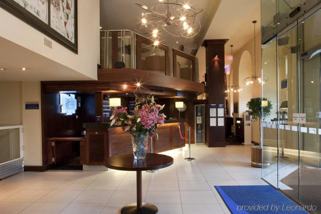 Holiday Inn Express Edinburgh City Centre by IHG