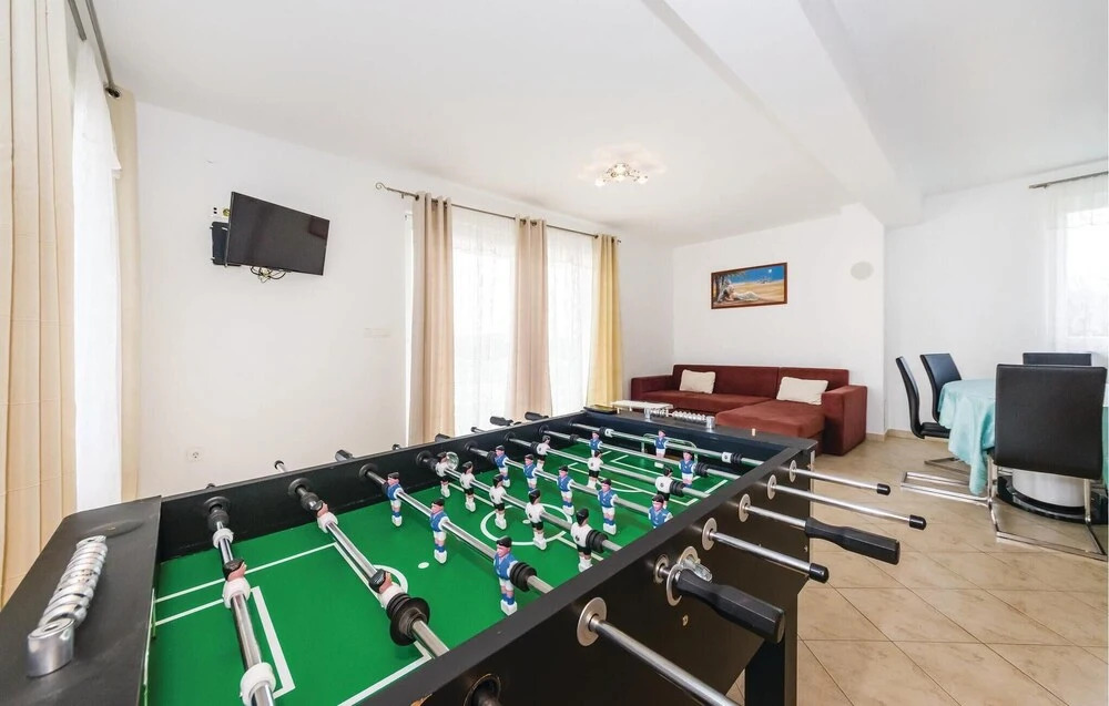Awesome Home in Novalja With Wifi and 3 Bedrooms