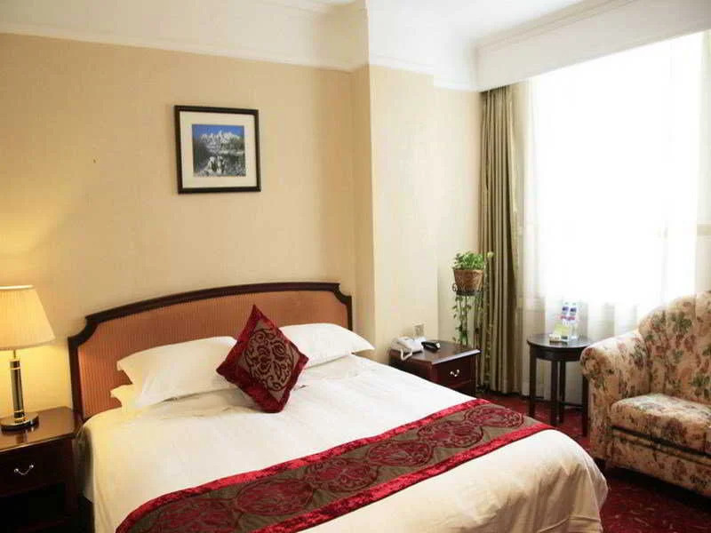 Dalian Leewan Business Hotel