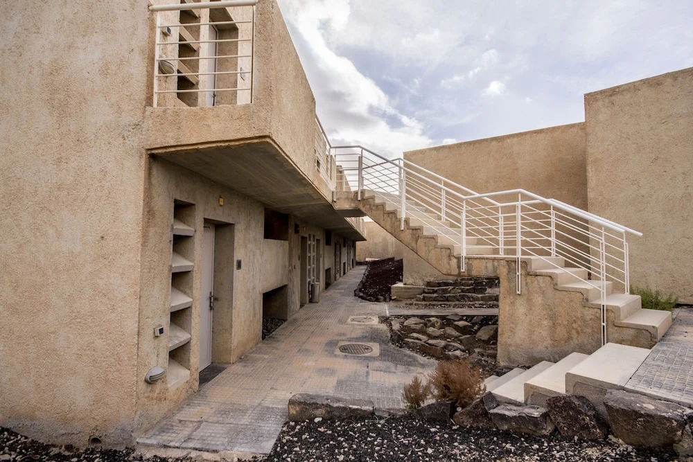 Azraq Lodge