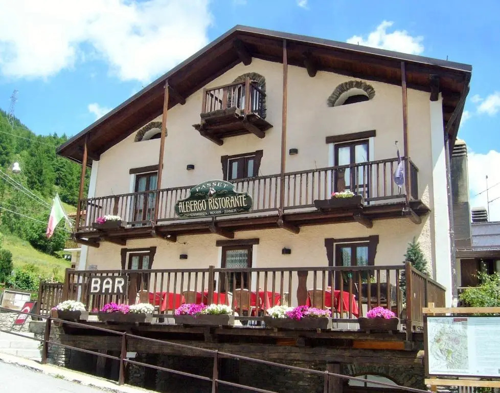 Albergo Passet
