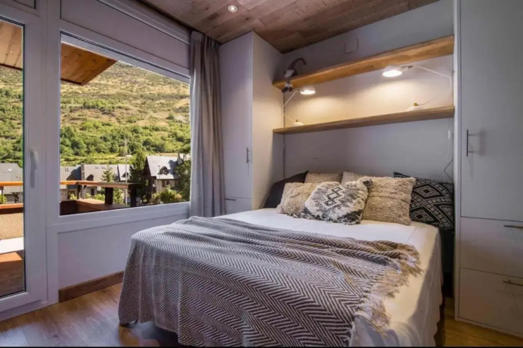 Apartaran 208