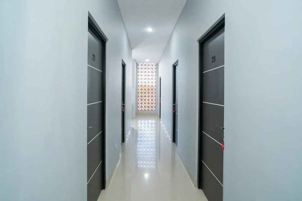 RedDoorz near Sindu Kusuma Edupark 3