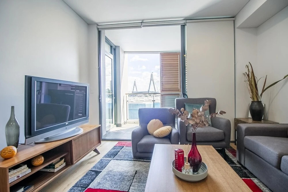 C16 Darling Harbour 2 BDR APT