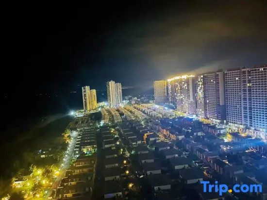 Wuchuan Sea View Apartment