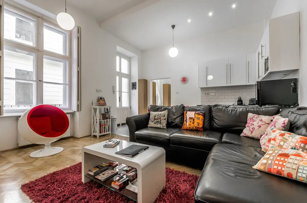 Mahler apartment in VI Terézváros with WiFi.