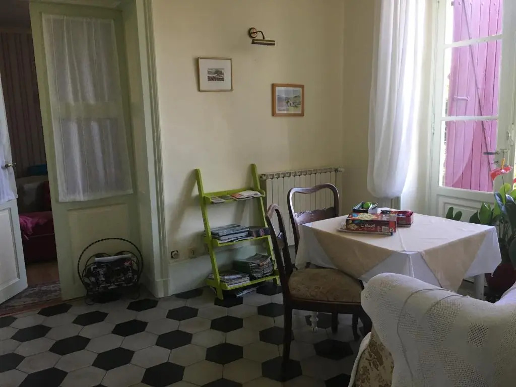 Chambres dhôtes et Roulotte Au Bonheur Du Parc