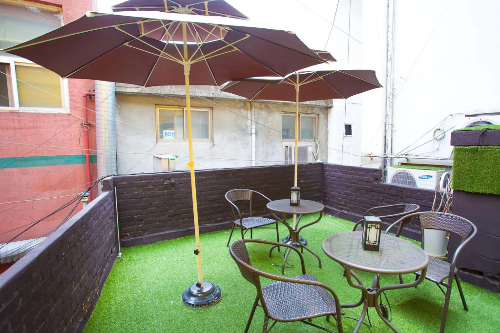 24 Guesthouse Jongno Tower