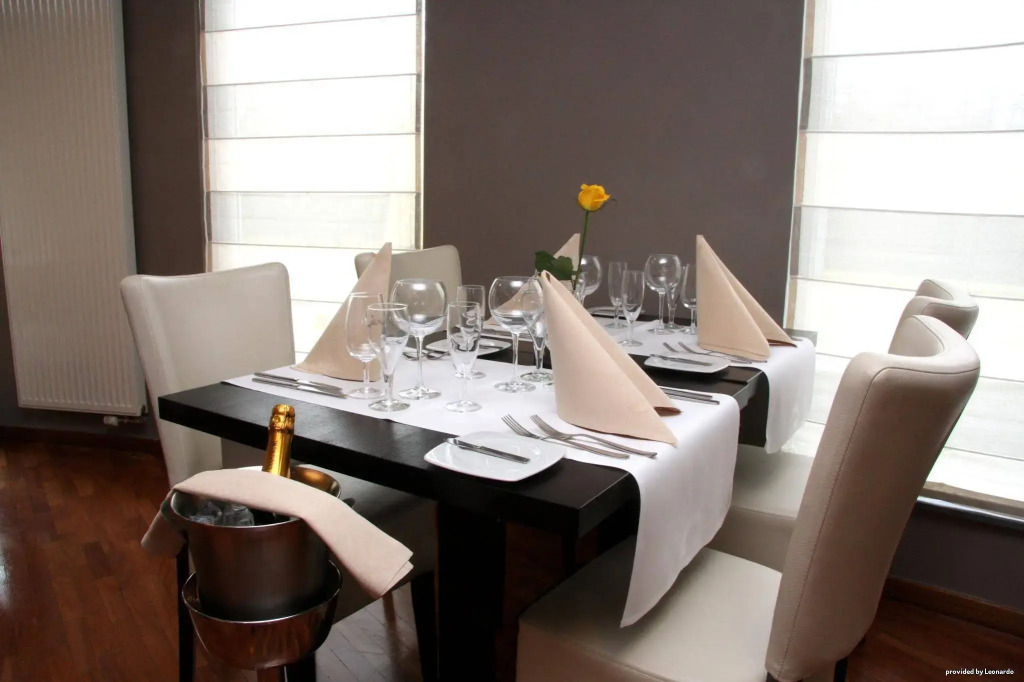 Ibis Styles Charleroi Airport Aero 44