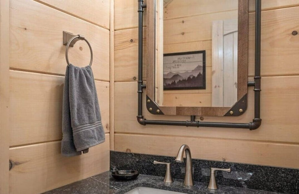 Majestic Vista 3 Bedroom Cabin