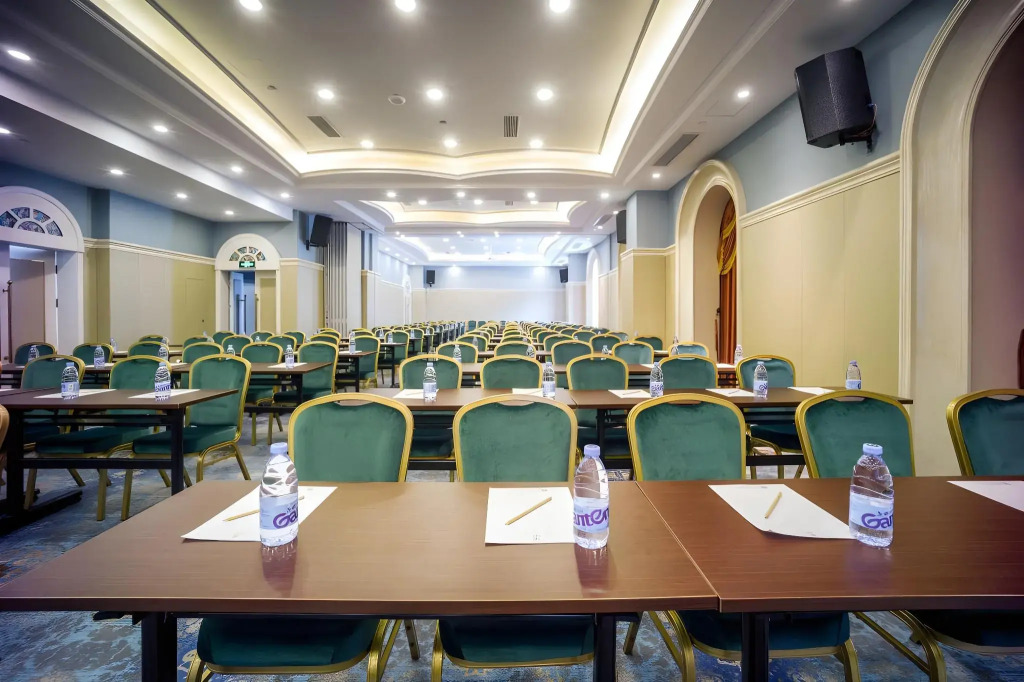 Chengdu Creyad Hotel