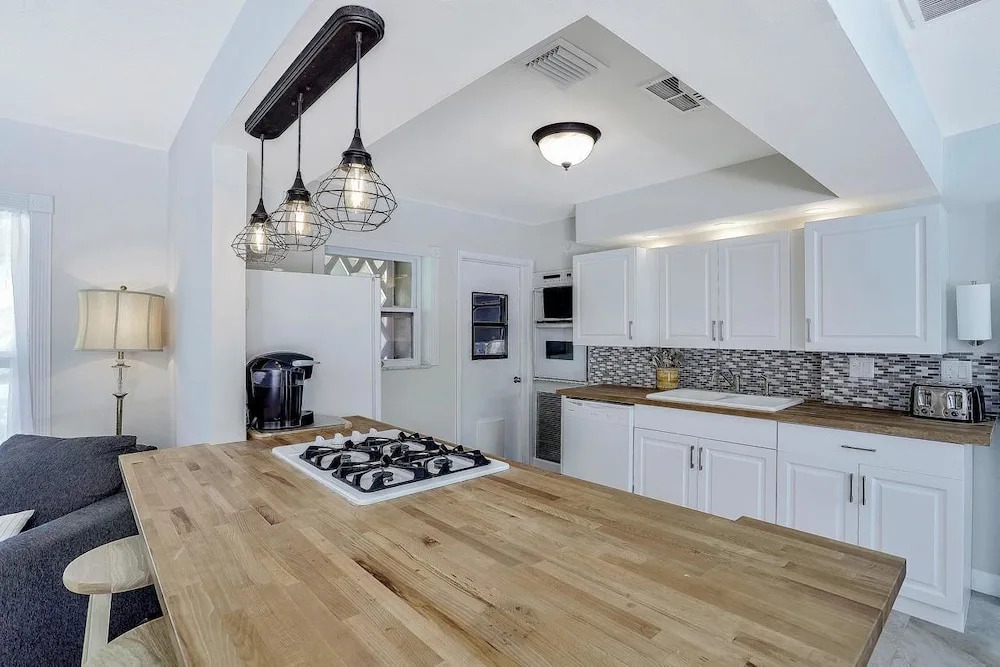 Skylark Avenue Pool Home