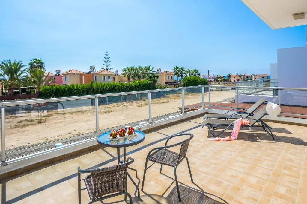 Villa White Jasmin