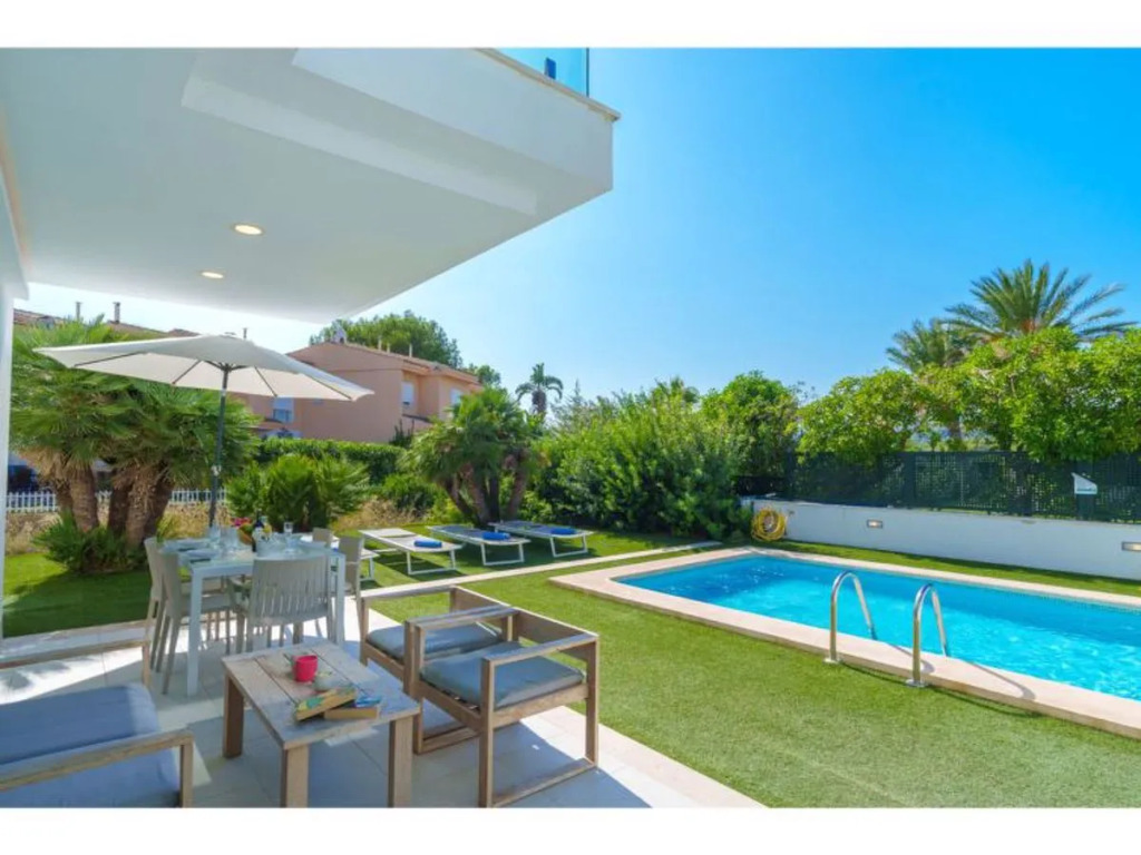 Holiday Home Villa del Lago 4 by Interhome