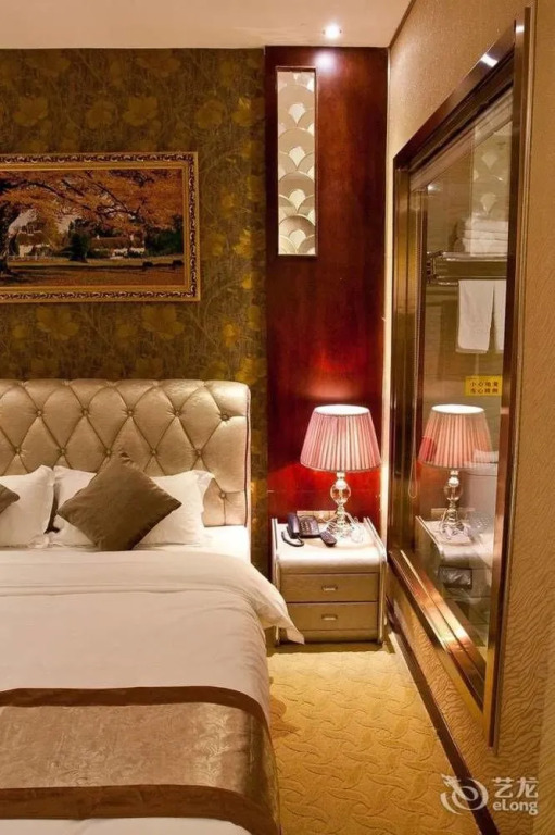 West Hotel