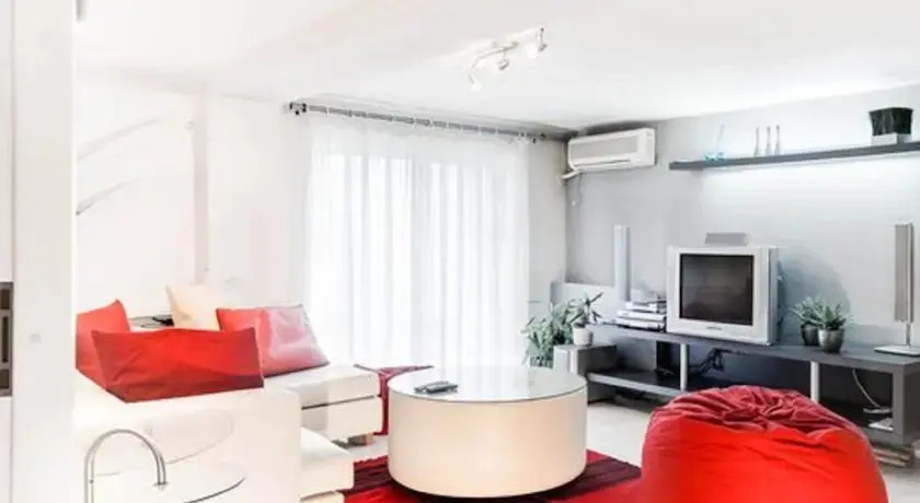 Modern Flat in Core Center