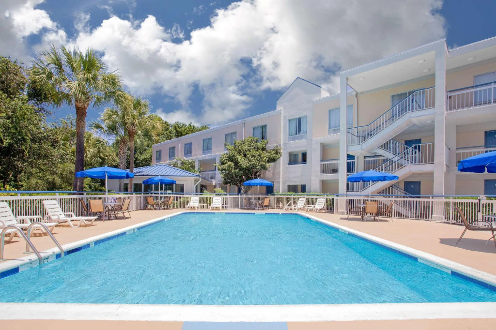 Days Inn Hilton Head
