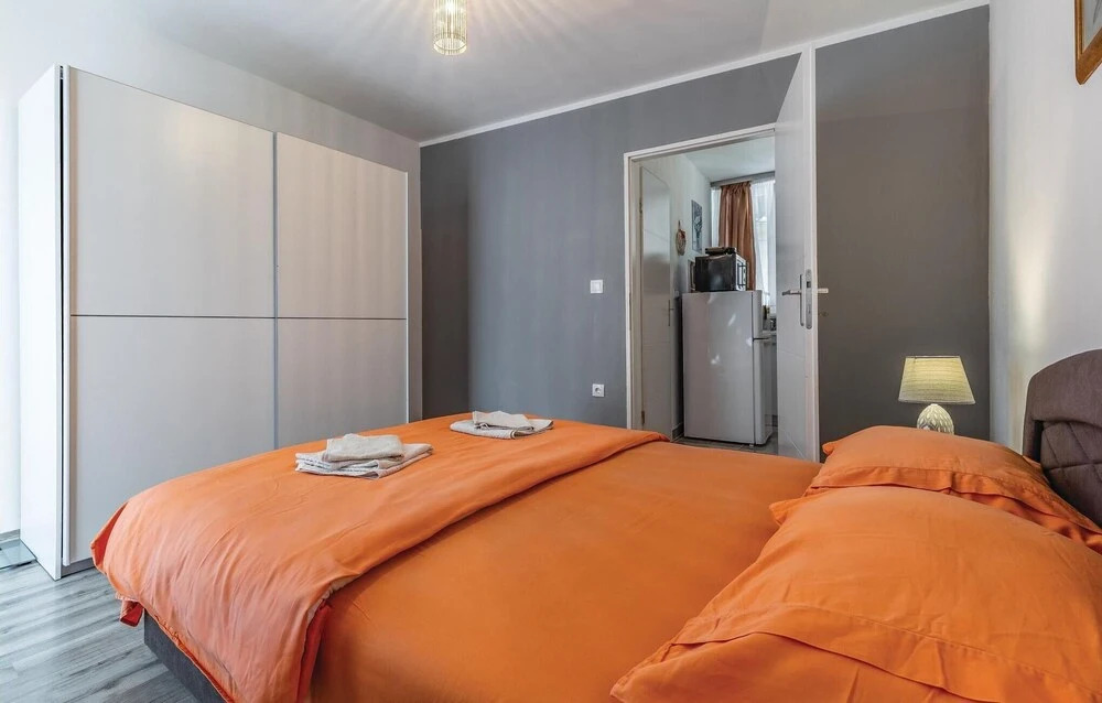 Amazing Apartment in Pula With Wifi and 2 Bedrooms
