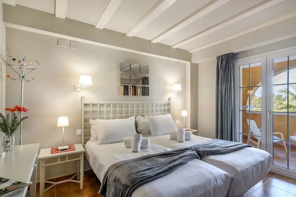 Retreat for 2 in Isla Canela