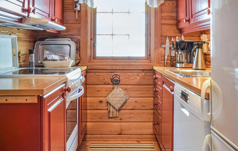 3 Bedroom Amazing Home In Vossestrand