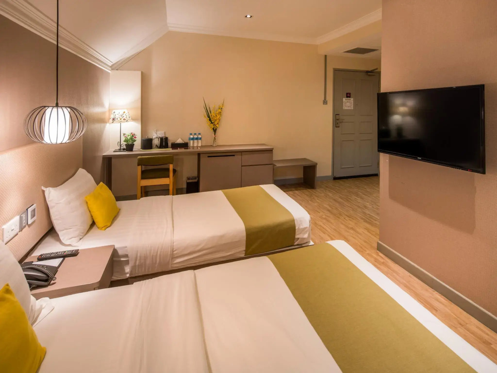 Champion Hotel