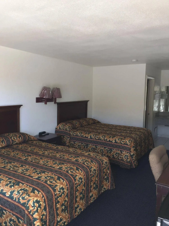 Budget Inn