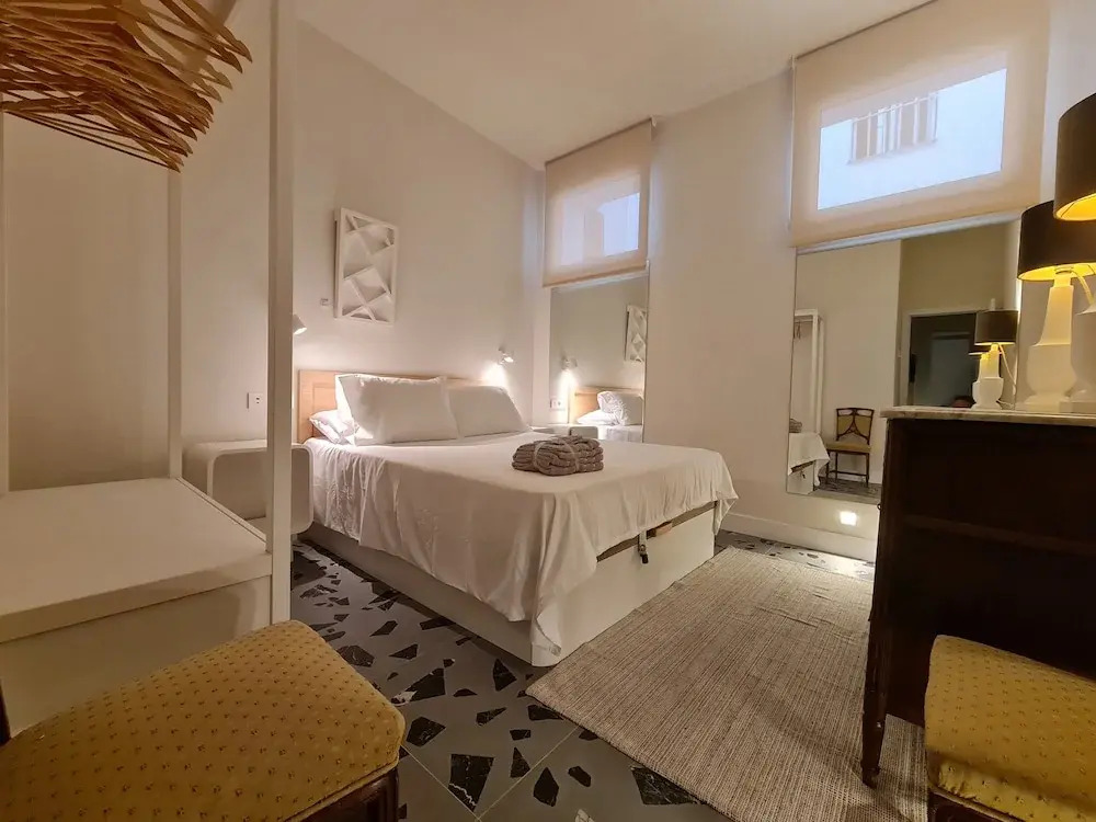 City Center Madrid Apartment With 2 Bedrooms