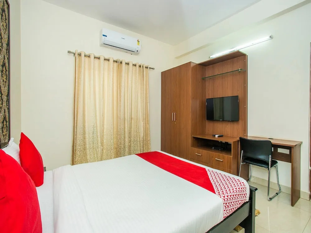 OYO 12962 Mafroosha Corporate Suites