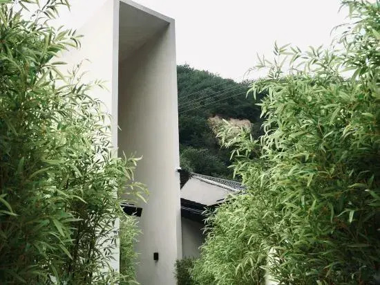 HHHO Tree House B&B (Badaling Water Gate Great Wall Branch)