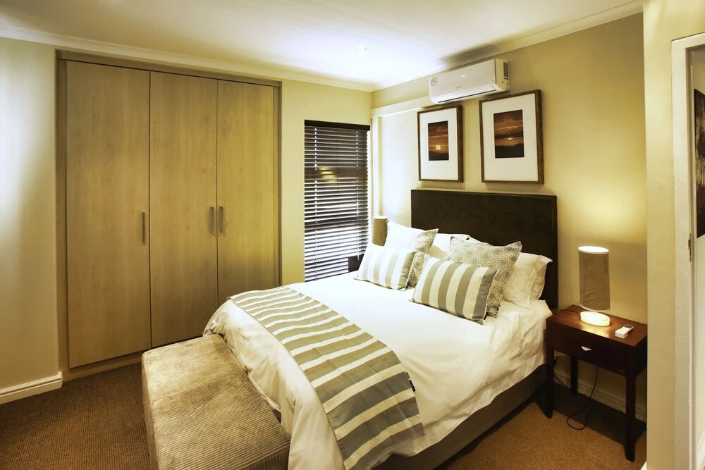 Ellefsen Suite 119