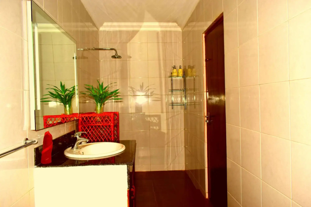 Asian Jewel Boutique Hotel
