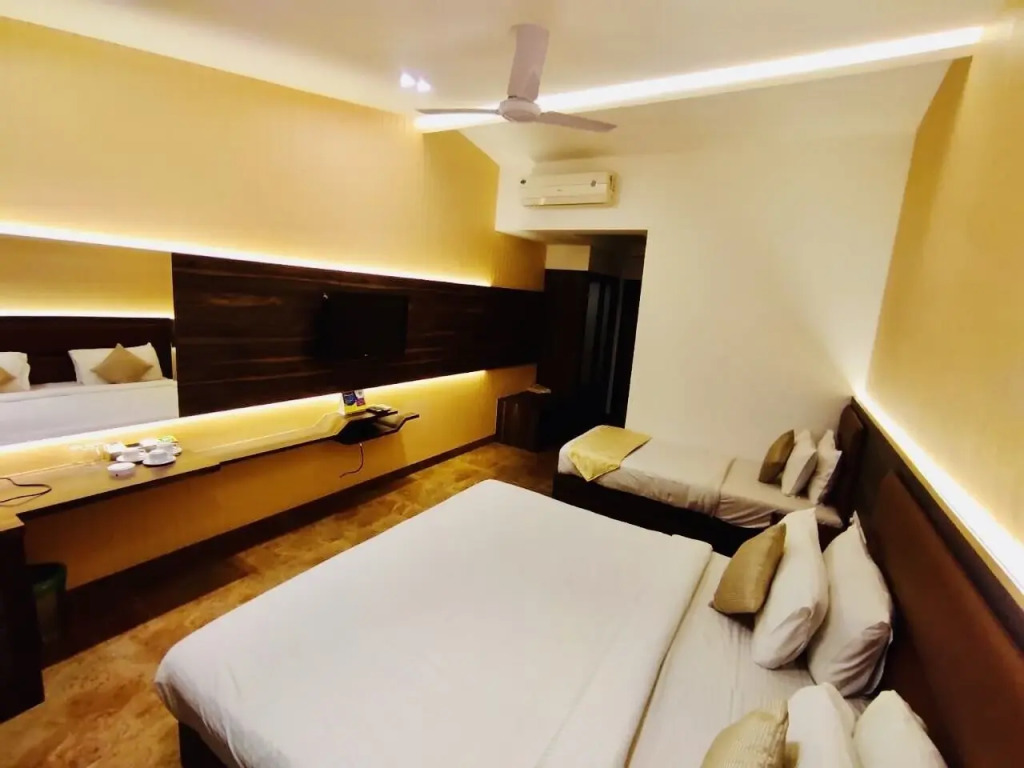 Zaras Resort Khandala