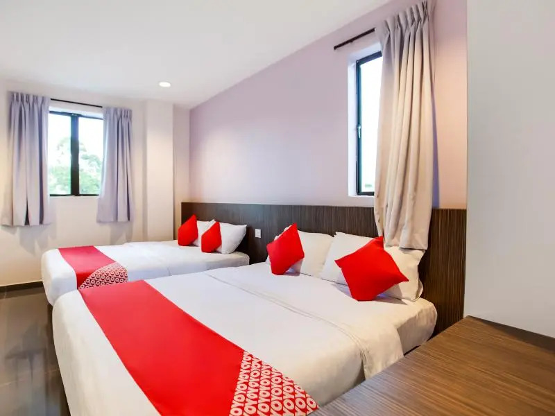 Space Hotel by OYO Rooms