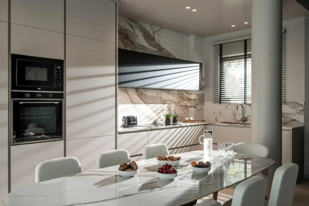 Made By The Sea Villas 21 Bdrm