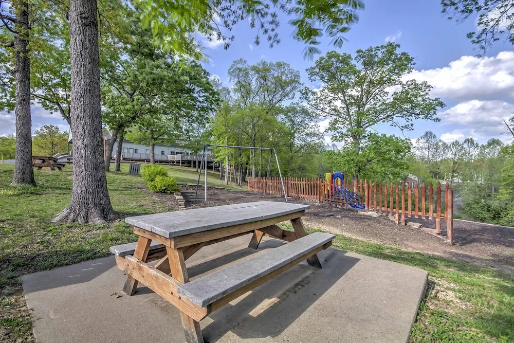 Seasonal Pool & Private Deck: Lake Ozark Getaway
