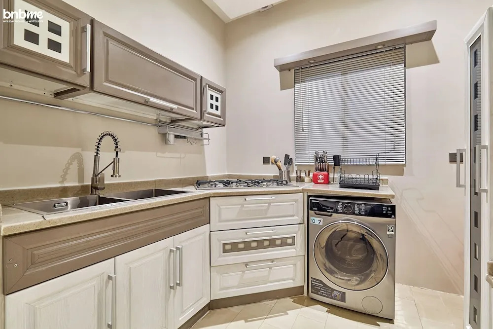 bnbmehomes-Top-tier Interiors-B10