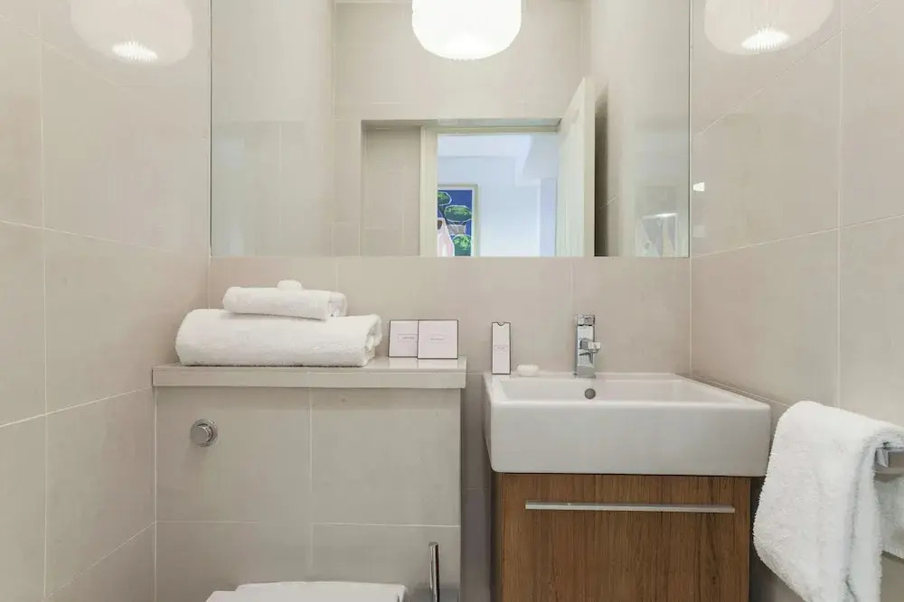 Ossington Street by Onefinestay