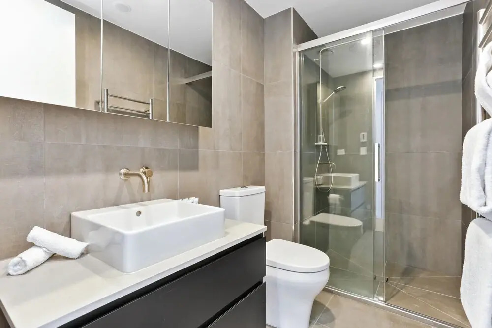 Urban style apt fantastic city views