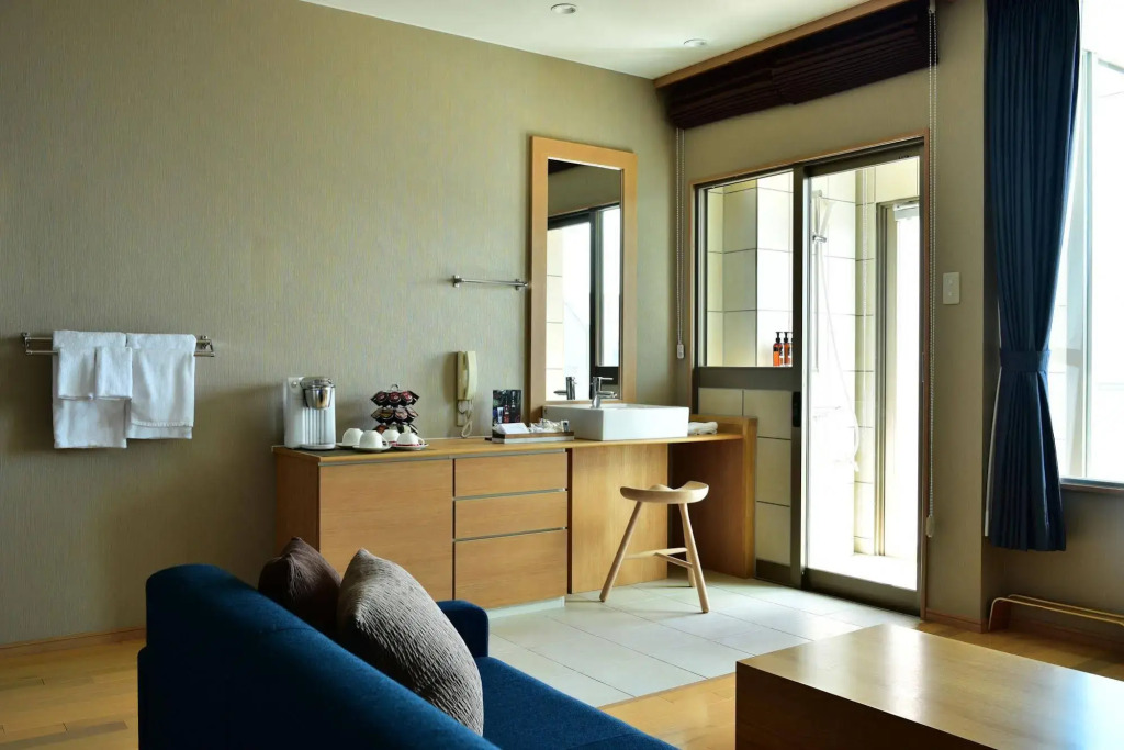 Auberge Fontaine Bleau Atami