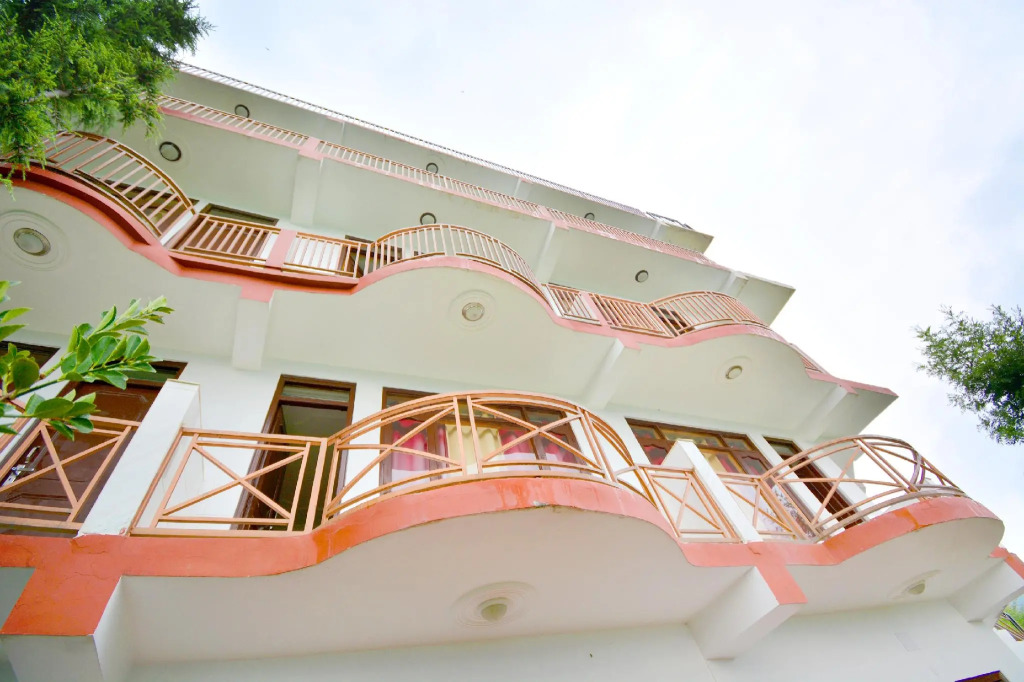 OYO Flagship 45681 Vivek Palace
