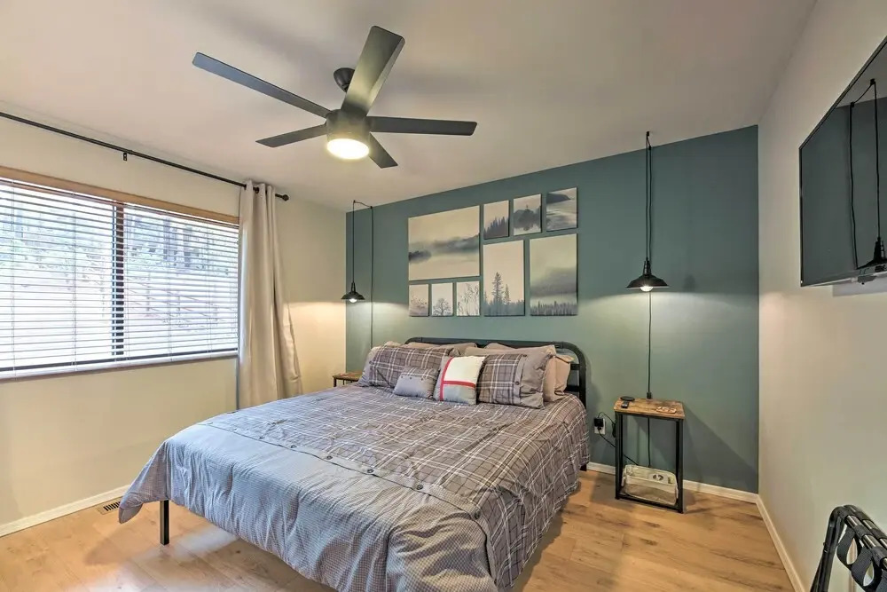 Trail Access: Pet-Friendly Cabin in Show Low