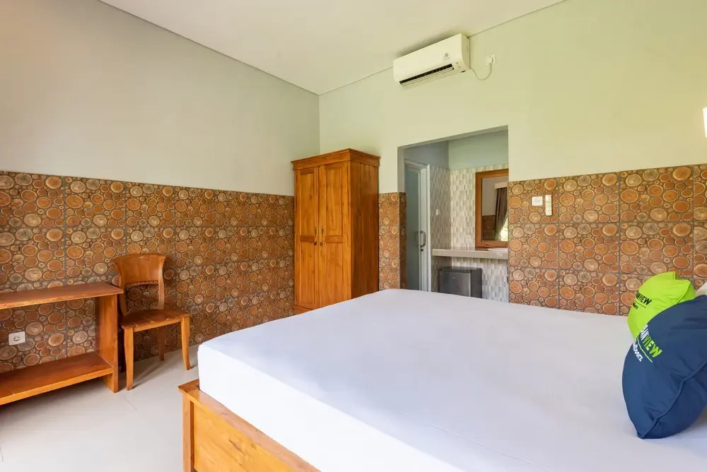 Urbanview Asung 2 Guesthouse near Canggu