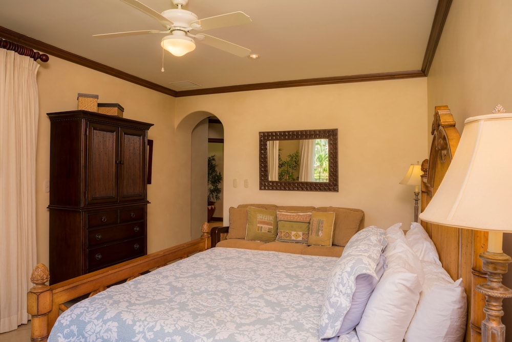 Bay Residence 7C 3 bdr Ocean View in Los Suenos