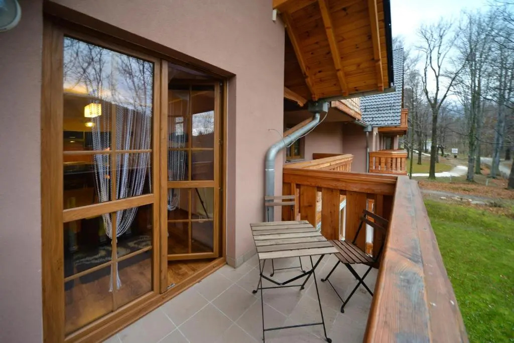 Eleganckie i Stylowe Apartamenty Sun Seasons 24 w Karpaczu z Parkingiem by Noclegi Renters