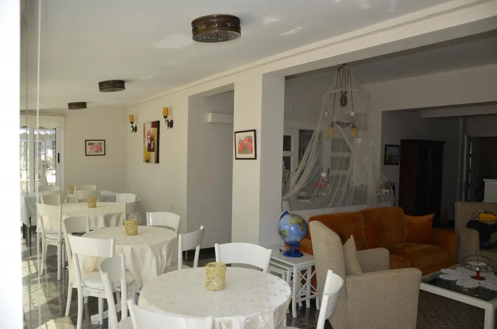 Melaike Otel