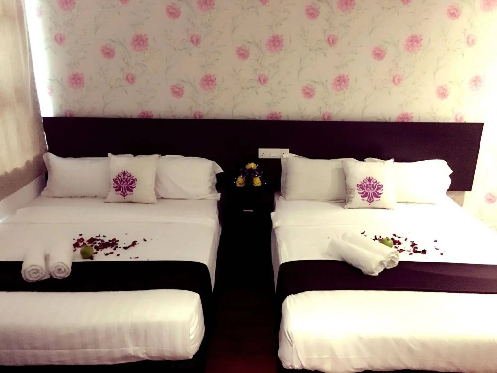 Apple 1 Hotel Queensbay